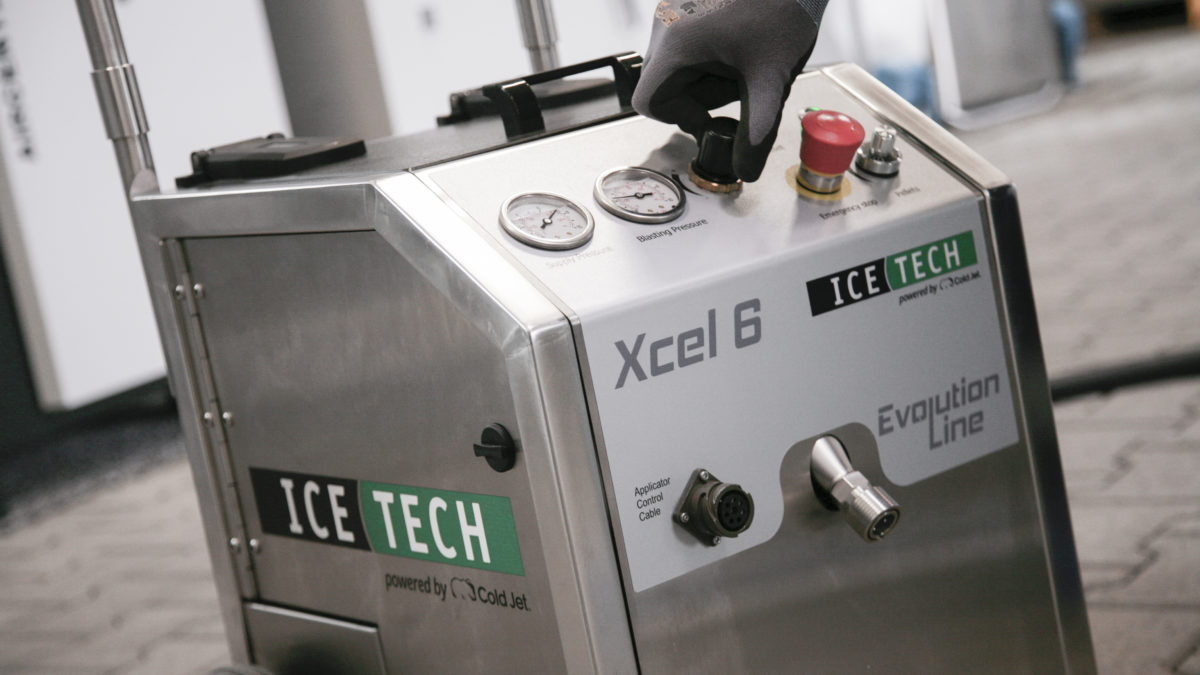 IceTech Series Pellet Dry Ice Blasting Equipment Low Volume Dry Ice