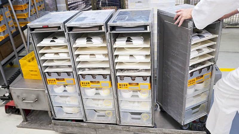 dry ice production for airline catering