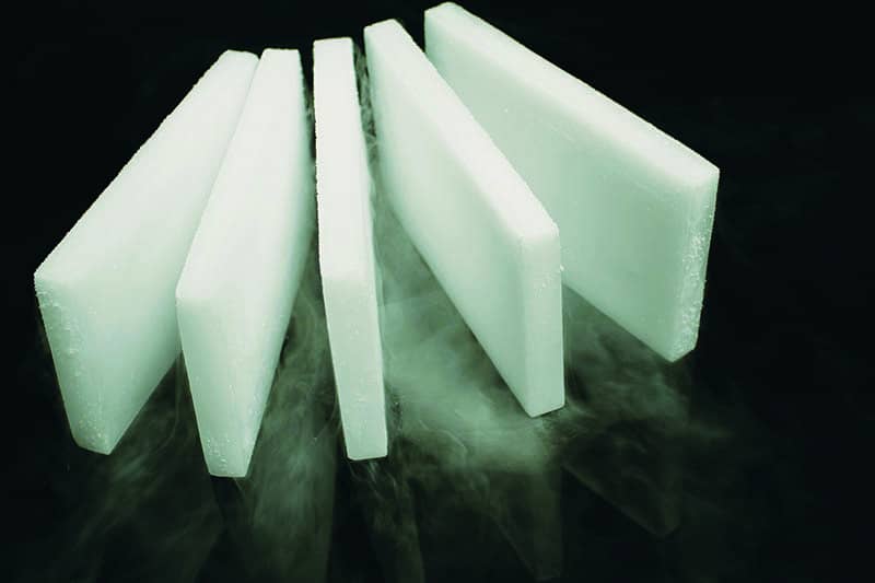 produzione di ghiaccio secco per la ristorazione aerea