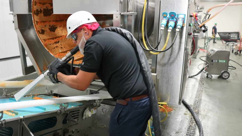 IceTech dry ice blasting machine